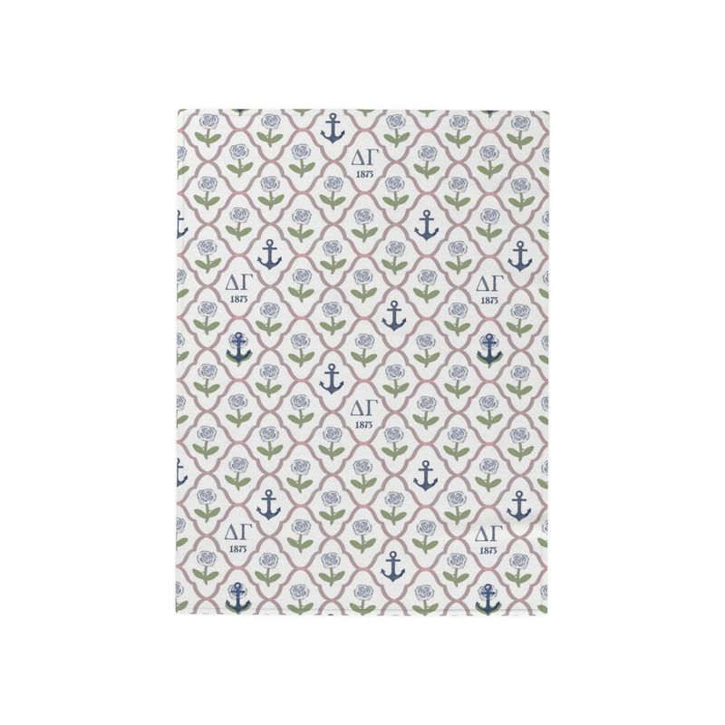 Delta Gamma Lattice Tailgate Throw Blanket