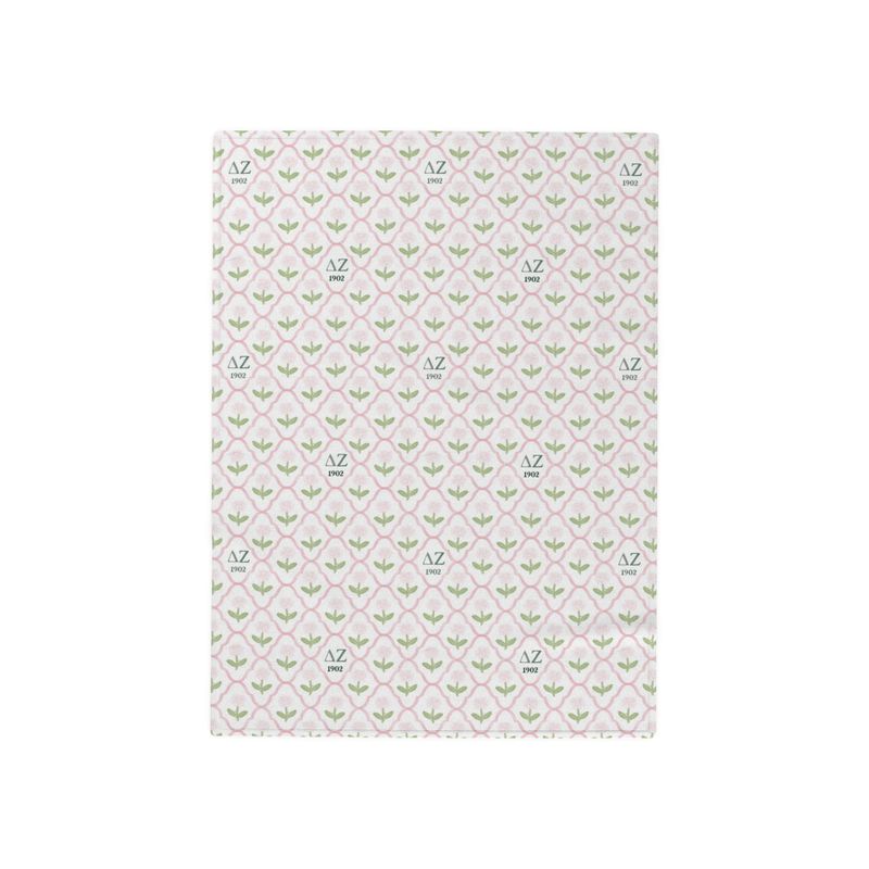 Delta Zeta Pink Rose Lattice Tailgate Throw Blanket