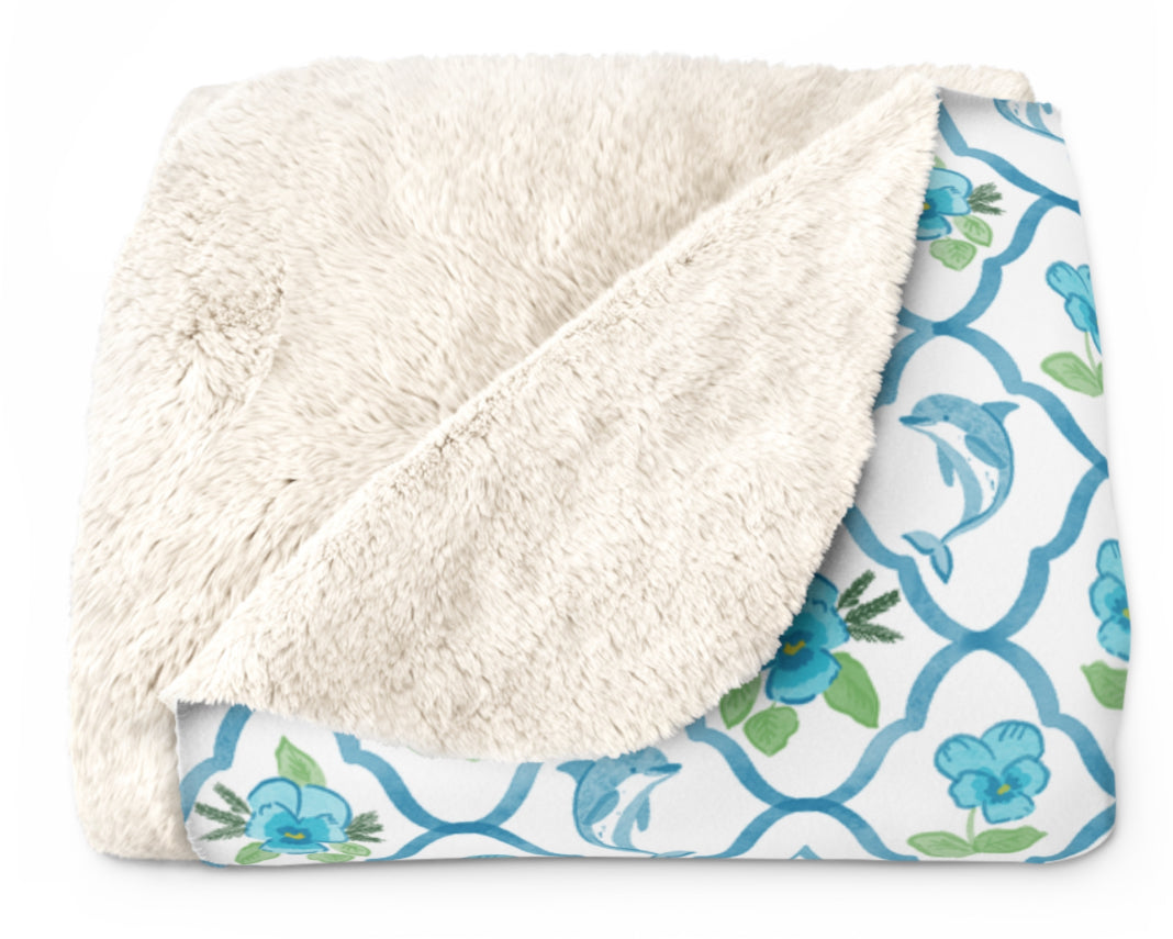 Delta Delta Delta Tailgate Throw Blanket